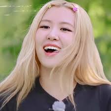 Pin Oleh 𝑀𝑒𝑙𝑎𝑛𝑖𝑒 Di Rose Di 2020 Gadis Korea Wanita Estetika