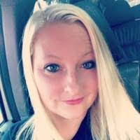 Julie Skidmore's Instagram, Twitter & Facebook