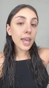 Te comparto mis productos indispensables para esta temporada 🩷🐚 Recuerda  cuidar tu piel durante las vacaciones para mantenerla saludable y hermosa  ☀️🌊 Consigue los productos en nuestra tienda en línea ...