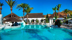 Maybe you would like to learn more about one of these? Hotel Suites Albayzin Del Mar 4 Almunecar Espagne