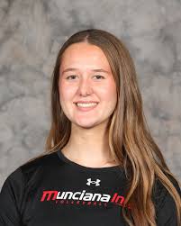 Hannah Barbee's Instagram, Twitter & Facebook