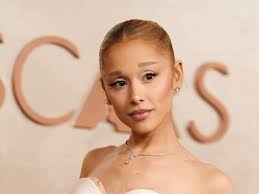 Lizzy McAlpine Isn't Your Average Broadway Star