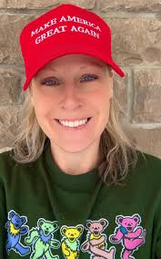 Kari Funk's Instagram, Twitter & Facebook