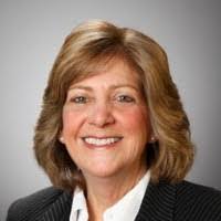 Lori Strauss's Instagram, Twitter & Facebook