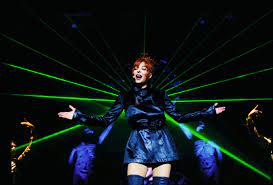 Скачай mylene farmer rêver и mylene farmer sans contrefaçon live 2009. Mylene Farmer Stade De France 2009
