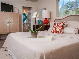 13 budget bedroom ideas for a cheap makeover (that looks expensive) our budget bedroom ideas will show you how to update your space on the cheap. Affordable Before And After Bedroom Makeovers Hgtv