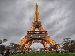 We're going to depart from the standard timeline here and just start looking at pictures. Eiffel Tower Tour Eiffel Paris