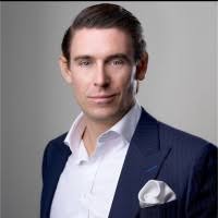 600+ "Barrowman" profiles