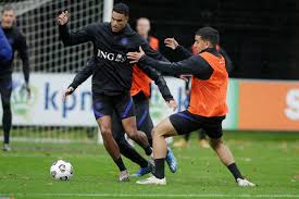 Maybe you would like to learn more about one of these? Positieve Test Bij Jong Oranje Vitessenaar Doekhi In Quarantaine Foto Gelderlander Nl
