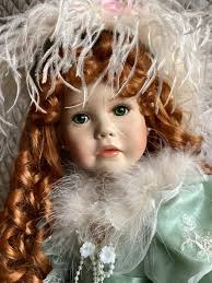 THELMA RESCH PORCELAIN Doll LEANNE Boxed MASTER PIECE GALLERY $16.50