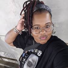 How to prevent glitter from scraping off ornaments?