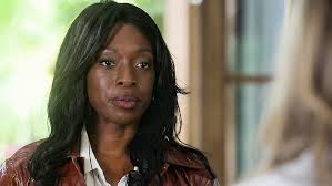 Tess Carmichael's surprise return puts pressure