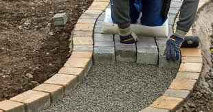 Gartenwege Richtig Anlegen So Geht S Gartenweg Garten Gartenwege Anlegen