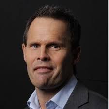 Kära nätverk och kunder, Jag har sedan en vecka tillbaka klivit in i rollen  som Operativ chef på Scandraft, och det är med stor ödmjukhet och respekt  som jag tar mig an