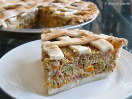 Ma Tarte Salee Preferee Cette Tourtiere Vegetarienne Tres Gouteuse Combine La Saveurs De 7 Legumes A Celle Des Lentilles Brunes Food Tofu Recipes Recipes