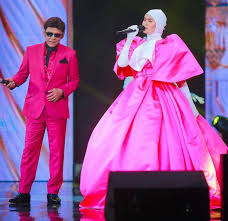 Jumaat, 20 november, 9:00 malam. Fesyen Tudung Wany Hasrita Separuh Akhir Muzik Muzik 35 Liyliz Yusof