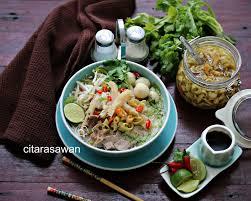 Set nasi sup utara daging lembu sepinggan nasi yang akan disertakan dengan semangkuk sup yang dijirus di atas. Bihun Celup Bihun Sup Perut Resepi Terbaik