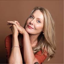 Je suis ravie de lancer L'INVISIBLE MADAME ORWELL en France! Rejoignez-nous  chez @librairieledivan pour parler d'un écrivain brillant, de sa femme  brillante mais disparue de l'histoire, et de l'écriture elle-même, l'art qui