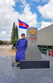 Thành phố hồ chí minh, việt nam. PhÆ°á»£t Thá»§ Tráº§n Ä'áº·ng Ä'Äƒng Khoa Ká»‰ Niá»‡m 1 000 Ngay Vong Quanh Tháº¿ Giá»›i Báº±ng Xe Ca Tang Co Chuyáº¿n Ä'i Danh 20 NÄƒm Ä'á»ƒ Nuoi DÆ°á»¡ng Ä'am Me