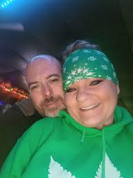 Hi everyone!!! Here's my bar. Great group. Nice ideas!