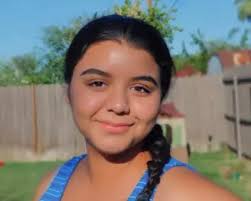 Meet the Team! ⋆ College Magazine