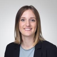 Julia Mathis's Instagram, Twitter & Facebook