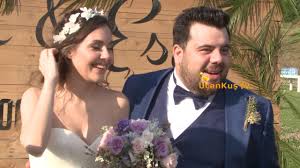 2019 yılında dünyaevine giren eser yenenler ve berfu yenenler, aynı yıl ilk çocukları çiftin ikinci bebekleri mete bugün dünyaya geldi. Eser Yenenler Berfu Yildiz Evlendi Youtube