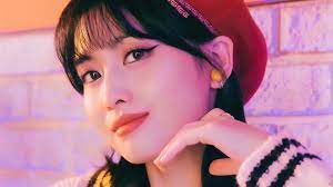 Unduh gratis hd atau 4k gunakan semua video secara gratis untuk proyek anda. Twice Kura Kura Momo 4k Phone Iphone Wallpaper 1930a