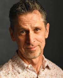 Martin Chubb's Instagram, Twitter & Facebook