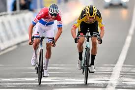 Just a coupla kool boyz with rim brakes in 2013. Mathieu Van Der Poel Wint Ronde Van Vlaanderen In Duel Met Rivaal Wout Van Aert De Volkskrant