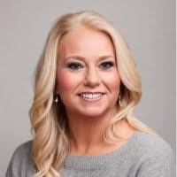 Lisa Mccool's Instagram, Twitter & Facebook