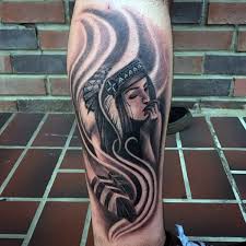 Feder tattoo am unterarm google suche tattoos feder feder. Nette 3d Schwarze Traurige Indianische Frau Tattoo Am Bein Mit Feder Tattooimages Biz