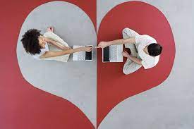 Within that group, nearly half met through online dating sites, whose number of users has increased dramatically just over the past decade, according to the research. Which Online Dating Site Is Responsible For The Most Marriages Self
