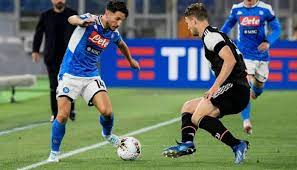 تعرض لالتواء طفيف في الركبة (اليمنى) ولن يكون متاحا (الأربعاء ضد تورينو) ولا الأحد ضد كالياري. 7uway Jkzwraam