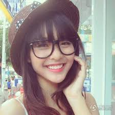 BOXING GIRL KHẢ NGÂN được báo Trung hết lời khen ngợi