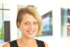 Melanie Bertsch's Instagram, Twitter & Facebook