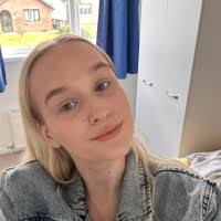 30+ "Laura Trout" profiles