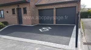 Enrobe Macadam Bitume Amenagement Jardin Devant Maison Entree De Maison Exterieur Entree Maison