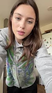 Madeline Siu's Instagram, Twitter & Facebook