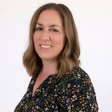 NEWS: We're excited to welcome Dr Fiona Chatten to our Institute of Health  as our new Director of Health and Wellbeing. With a rich background in  nursing, clinical research and NHS leadership,