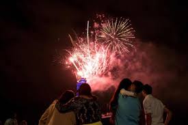 See more of la notte di san silvestro on facebook. Notte Di San Silvestro Le Usanze In Italia E Nel Mondo L Occhio Di Salerno