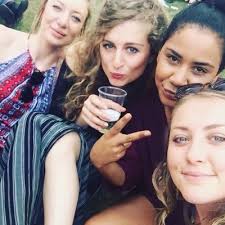 Ashleigh James (@ashleighljames)