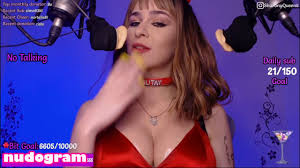 SharonQueen  SharonyQueen  sharonyqueen5 Гола изтичане OnlyFans снимка 9  - Nudogram v2.1