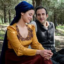 Bir yıl ara verip craft'ta eğitim aldım. Iste Kirmizi Oda Nin Yeni Konugu Pinar Deniz Kimdir Kac Yasinda