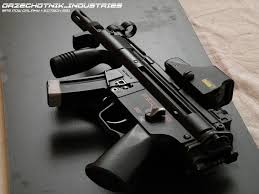 Lihat sekeliling = kalian bisa mengatur pada 35, red dot sight = kalian bisa atur hingga 55. Holographic Weapon Sight Wikipedia