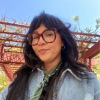 Rafaela Esquivel's Instagram, Twitter & Facebook