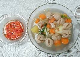 Sambel trasi cocok untuk berbagai macam makanan. Cara Membuat Sop Baso Dan Sambal Yang Mudah Di Rumah