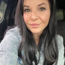 Mary Capasso's Instagram, Twitter & Facebook