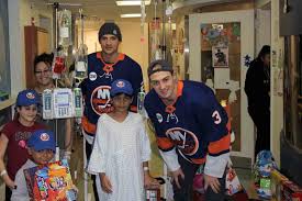 See more of the islander, gift gallery & boutique on facebook. Ny Islanders Hockey Players Bring Pediatric Patients Gifts
