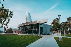 Study And Succeed At Orange Coast College Orange Coast College Occ Is One Of The La In 2020 Orange Coast University Of California Refrigeration And Air Conditioning